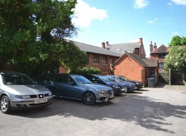 Business center 79a Grapes House, Esher High Street KT10 9QA Surrey