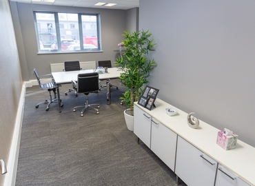 Business centre  in Oxford, Oxford Business Park, 2626 m² - MatchOffice.co.uk