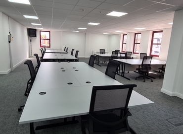 Business center Cowbridge Road East 20 CF11 9AD Cardiff