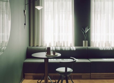  Conference venues in The City of London, Red Lion Square 12, 10 m² - MatchOffice.co.uk