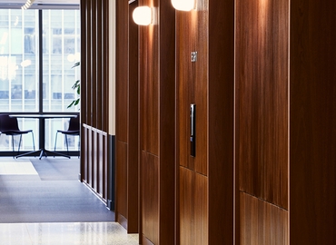  Business center  in East London, One Canada Square Canary Wharf, 10 m² - MatchOffice.co.uk