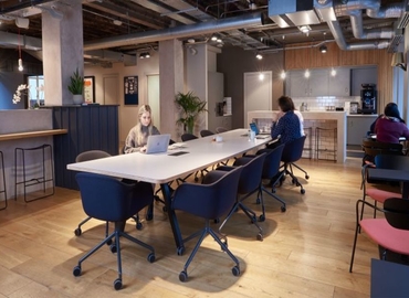  Meeting room hire in Leeds City Centre, Aire Street 1, 10 m² - MatchOffice.co.uk
