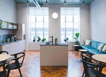 12 m² Shared workspace  in City of Westminster, Hudson's Place 1 (SW1V 1PZ) - 1 | MatchOffice.com