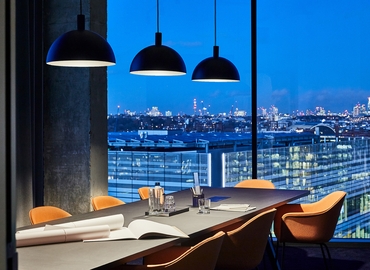 Meeting room in West London, Lyric Square 1, 10 m² - MatchOffice.co.uk