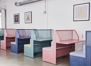  Meeting room hire in The City of London, Whitechapel High Street 133, 10 m² - MatchOffice.co.uk