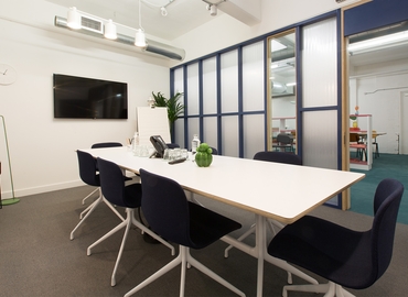  Meeting room hire in The City of London, Whitechapel High Street 133, 10 m² - MatchOffice.co.uk