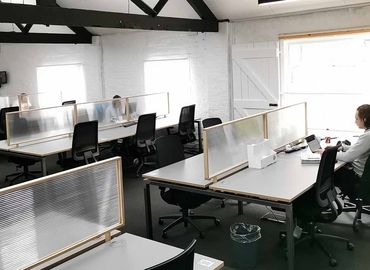 12 m² Coworking space  in East London, Royal Parade Mews 44 (SE3 0TN) - 9 | MatchOffice