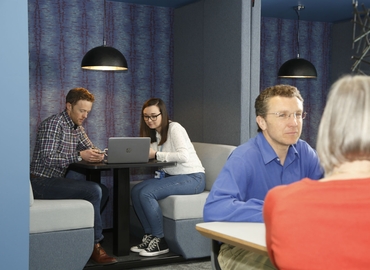  Meeting room hire in Reading, Abbey Street, 12 m² - MatchOffice.co.uk