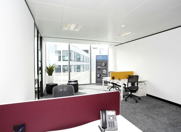 Meeting room in Reading, Abbey Street, 12 m² - MatchOffice.co.uk