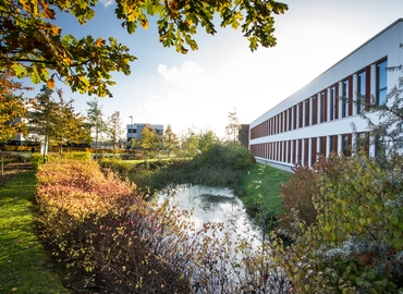 12 m² Convention center in Leeds City Centre, 4100 Park Approach (LS15 8GB) - 2 | MatchOffice