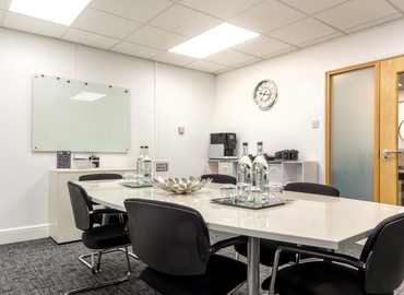 12 m² Meeting room in Farnborough, Alexandra Road (GU14 6DQ) - 2 | MatchOffice.com