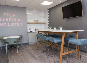 12 m² Convention center in Oldbury, Broadwell Road 422 (B69 4BY) - 7 | MatchOffice.com