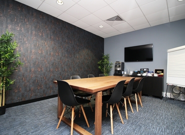 Virtual address in Aylesbury, Smeaton Close 7 (HP19 8HL) - 2 | MatchOffice