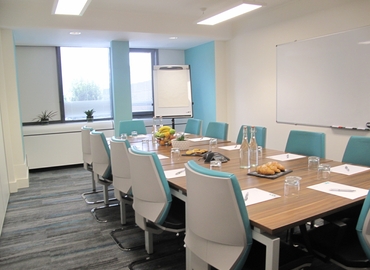 Business centre  in West London, The Mille, 10 m² - MatchOffice.co.uk