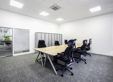 10 m² Coworking space  in Hampshire, Harvest Crescent (GU51 2UZ) - 4 | MatchOffice.com