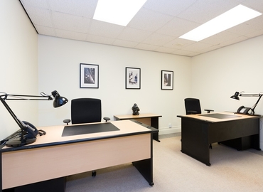  Meeting room hire in Aberdeen, 96 Rosemount Viaduct, 12 m² - MatchOffice.co.uk