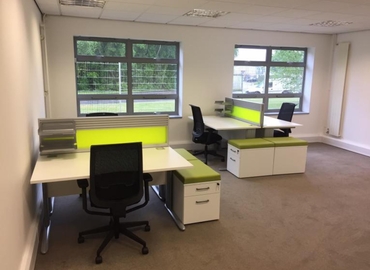 12 m² Business center in Devon, Aviation Way (BH23 6NX) - 3 | MatchOffice.com