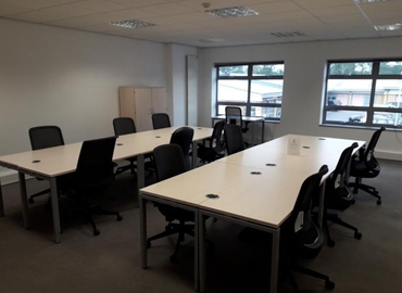  Business center  in Devon, Aviation Way, 12 m² - MatchOffice.co.uk