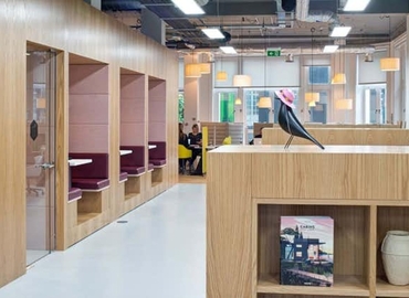 Business center 4 Winsley Street, Mappin House W1W 8HF Central London