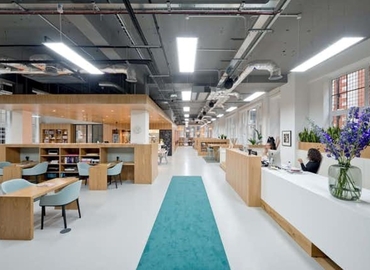 100 m² Business center in City of London, 4 Winsley Street (W1W 8HF) - 0 | MatchOffice.com