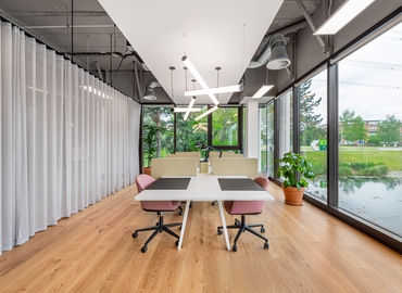 Business center Arlington Business Park, Waterside Drive RG7 4SA Reading