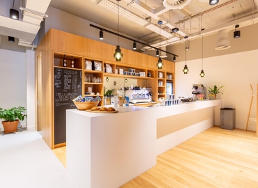 100 m² Serviced office in Woking, Albion House High Street (GU21 6BG) - 6 | MatchOffice.com
