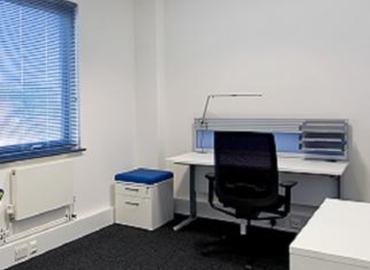  Meeting room for rent in Devon, Yeoford Way, 12 m² - MatchOffice.co.uk