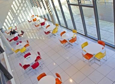 Business Centre in Bedfordshire, Great Marlings 110, 12 m² - MatchOffice.co.uk