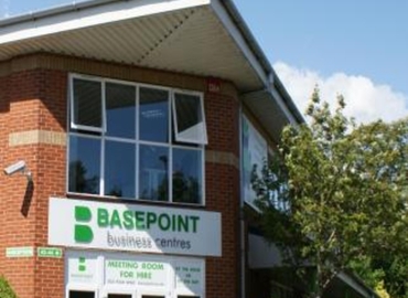  Business center  in Hampshire, Waterberry Drive, 74 m² - MatchOffice.co.uk