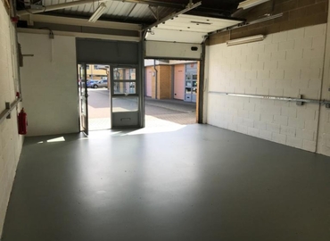 12 m² Convention center in Devon, Aviation Way (BH23 6NX) - 2 | MatchOffice.com