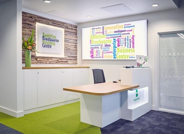  Meeting room hire in Hertfordshire, Hoddesdon Hertfordshire, 12 m² - MatchOffice.co.uk