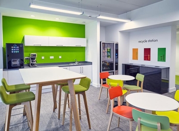 Meeting room hire in Hertfordshire, Hoddesdon Hertfordshire, 12 m² - MatchOffice.co.uk