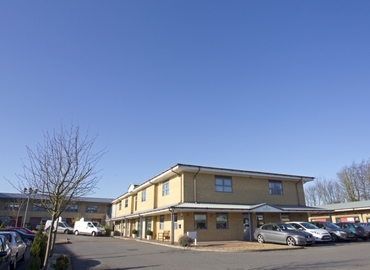 Meeting room in Buckinghamshire, Lincoln Road, 12 m² - MatchOffice.co.uk