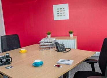 12 m² Business park in Hampshire, Premier Way (SO51 9AQ) - 1 | MatchOffice.com