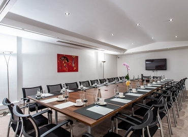 Meeting room in Central London, 7-10 Adam Street, 30 m² - MatchOffice.co.uk