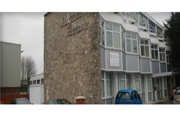 Business centre  in West London, Amberley Way, 12 m² - MatchOffice.co.uk