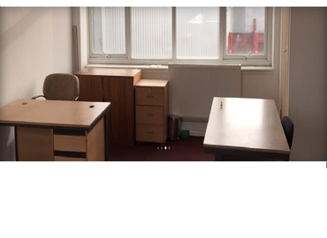 Business centre in West London, Amberley Way, 12 m² - MatchOffice.co.uk