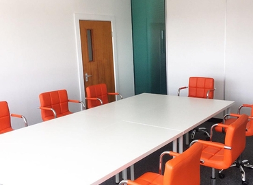 12 m² Business space in South London, Hook Road 177 (KT6 5AR) - 9 | MatchOffice