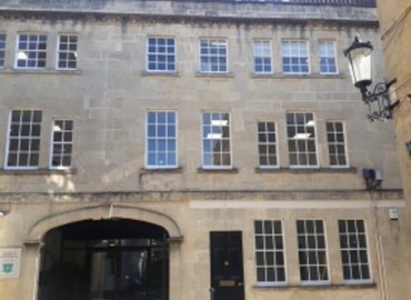 40 m² Business space in Bath and North East Somerset, Queen Street 4 (BA1 1HE) - 0 | MatchOffice