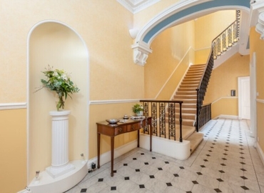 Business centre  in Edinburgh, Rutland Square, 40 m² - MatchOffice.co.uk