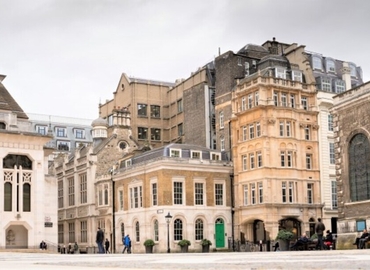 Business center Guildhall Yard EC2V 5AE The City of London