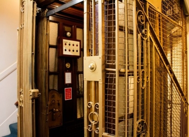 Business center Guildhall Yard EC2V 5AE The City of London