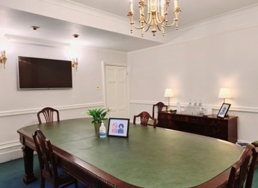 Business center Guildhall Yard EC2V 5AE The City of London