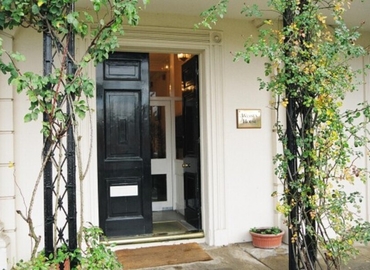 Business center Oxford Road RG14 1PA Reading