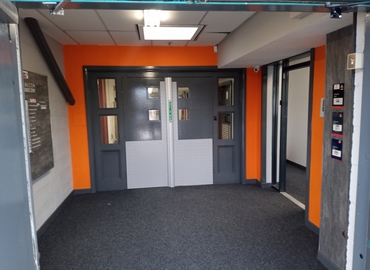 Business centre  in Greater Manchester, Victoria Street, 185 m² - MatchOffice.co.uk