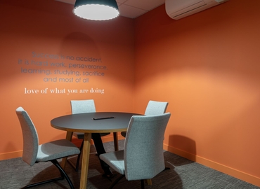 4831 m² Business park in Telford and Wrekin, Hollinswood Rd (TF2 9TW) - 26 | MatchOffice.com