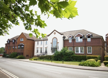  Business center  in Farnham,  Eastgate East Street, 100 m² - MatchOffice.co.uk
