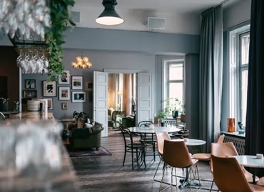 100 m² Co-working  in The City of London, 188 Kirtling St (SW8 5BN) - 1 | MatchOffice