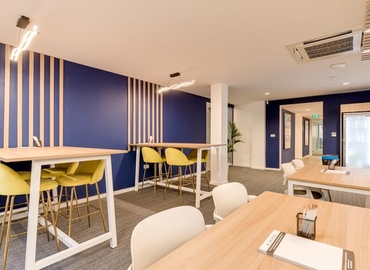 Business center Silverwell Street BL1 1PP Bolton
