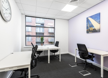 Business centre  in Lincoln, Crusader Rd, 197 m² - MatchOffice.co.uk